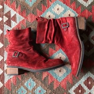 Vintage Wolky  Red Suede Boots Size 39 (US 8-8.5)